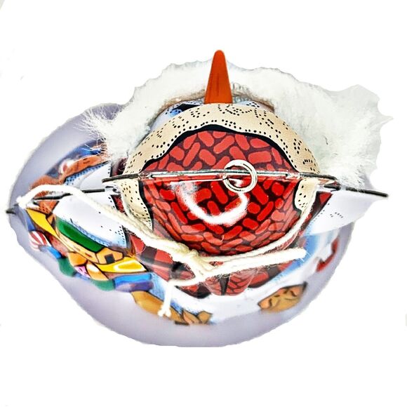 Hallmark Keepsake Ornament Christmas - Cool Character - Pressed Tin Snowman 2000 - Picture 4 of 10